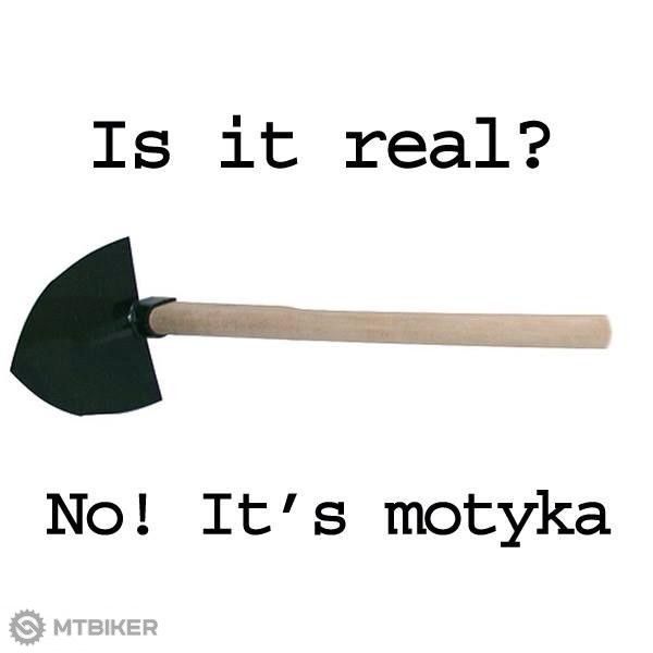 real_motyka.jpg