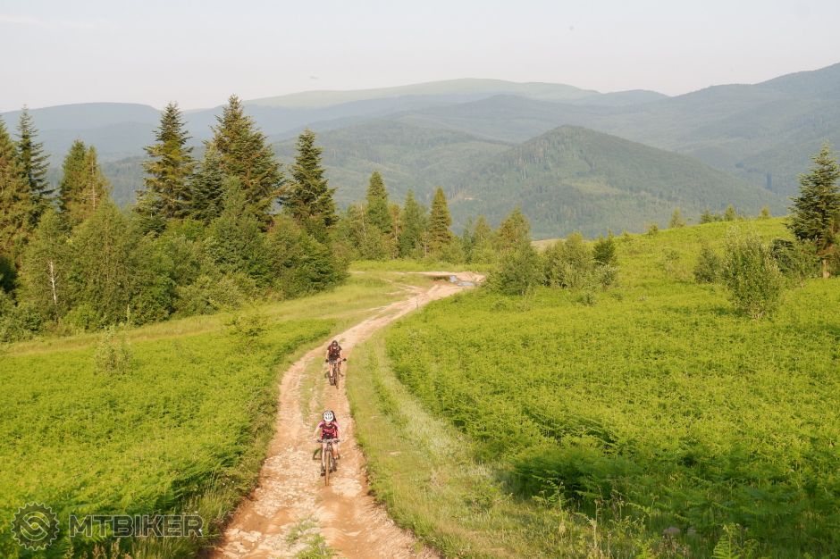 20190616_06-35-35_1-150 sec at f - 8,0_ISO 200_56 mm_DSCF7035.jpg