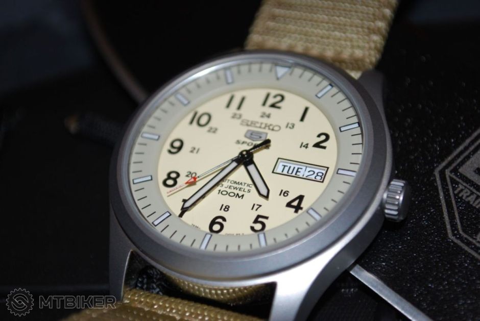 Seiko 5_14.jpg