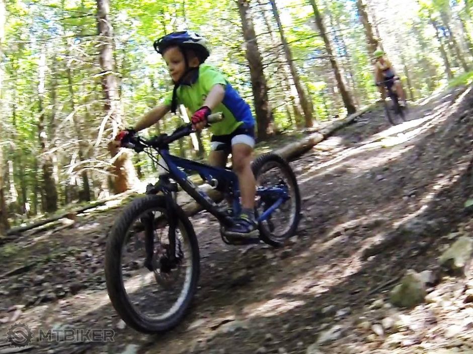 adam full z lajošky.jpg