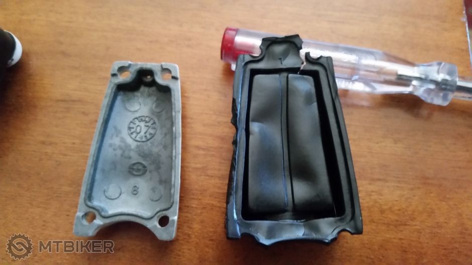 bladder a kryt 2.jpg