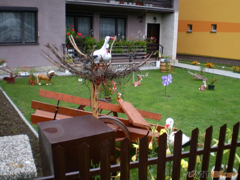 u susedov este krajsie.JPG