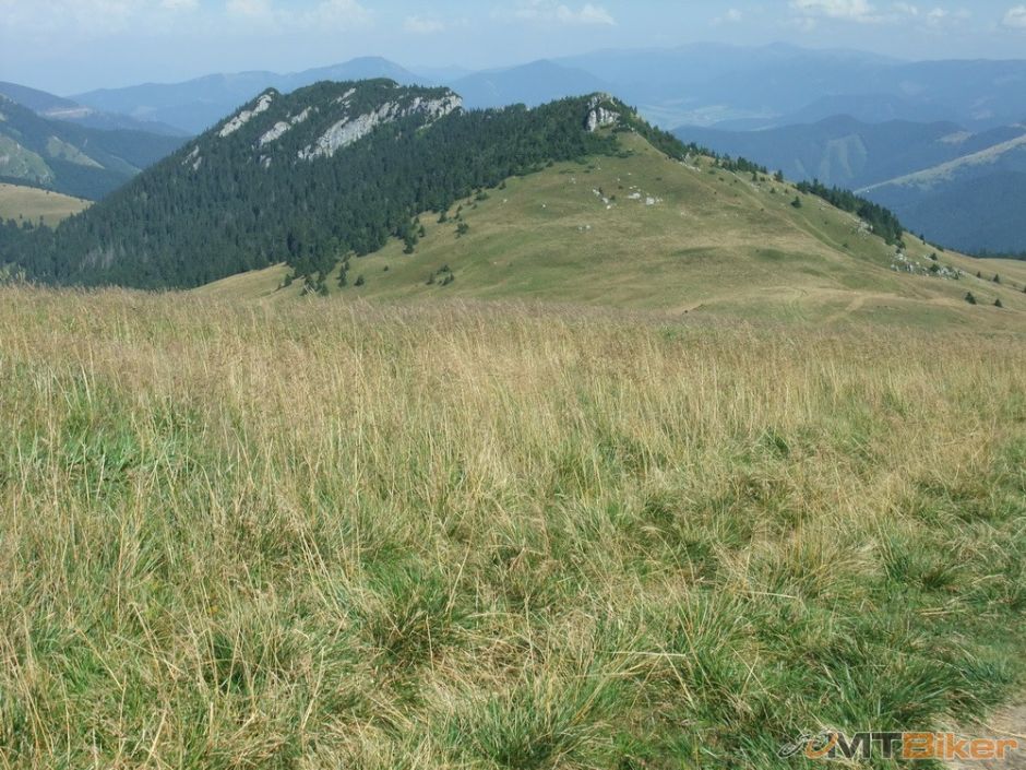 Cierny kamen z Ploskej.JPG