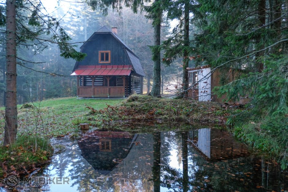 20201115_13-48-06_1-200 sec at f - 4,2_ISO 1600_35 mm_DSCF3543.jpg