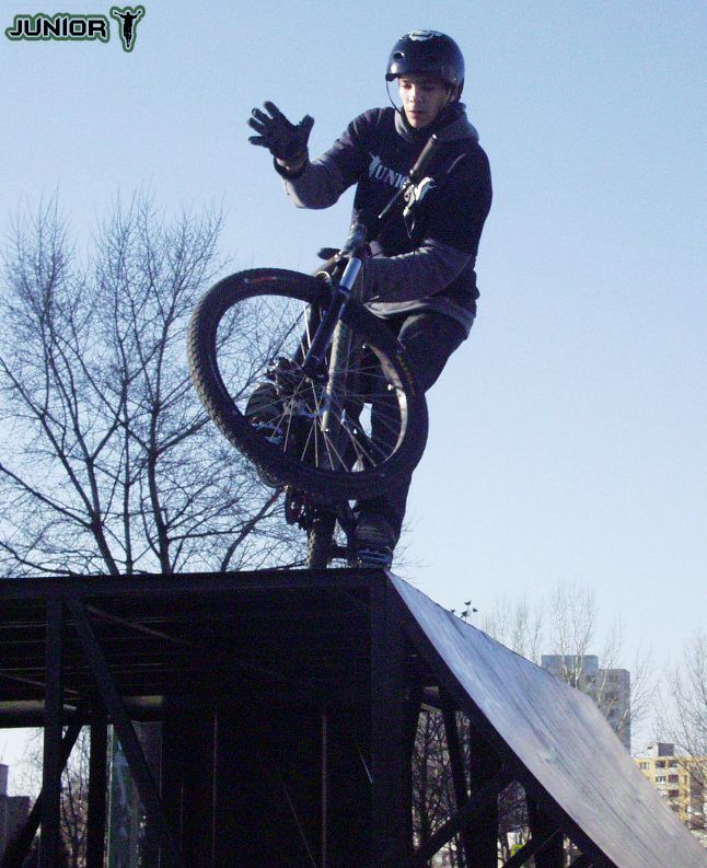 tailtap_barspin.jpg