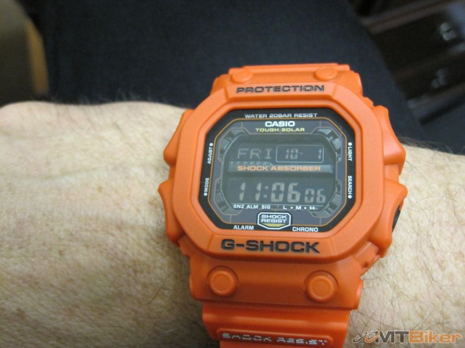 GX-56-4A na ruke.jpg