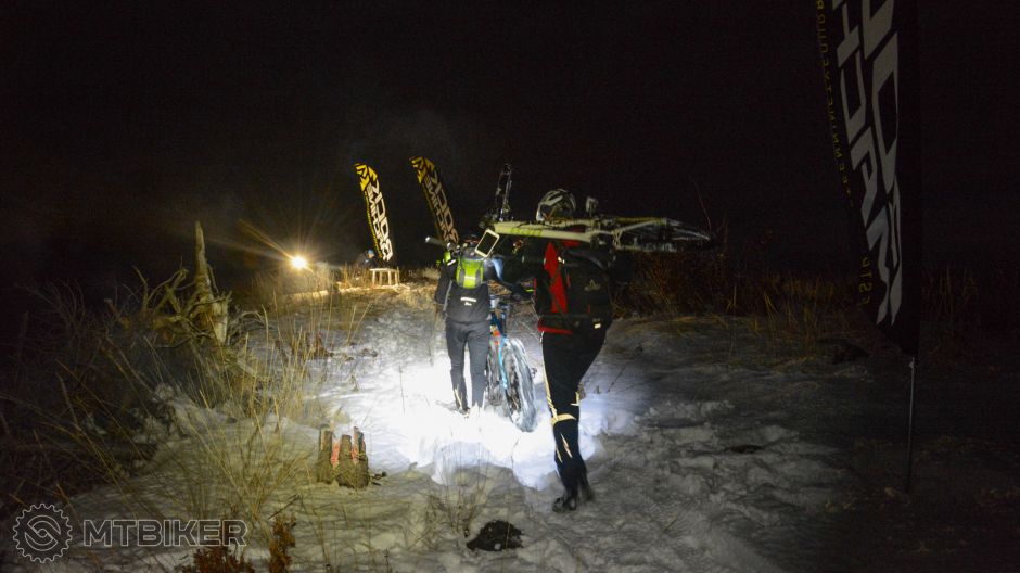 20200110_20-12-46_1-20 sec at f - 3,5_ISO 4000_18 mm_DSC_0460.jpg