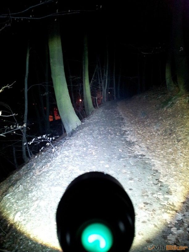 ZOOM XML-U2 plus REFLECTOR SSC P7.jpg