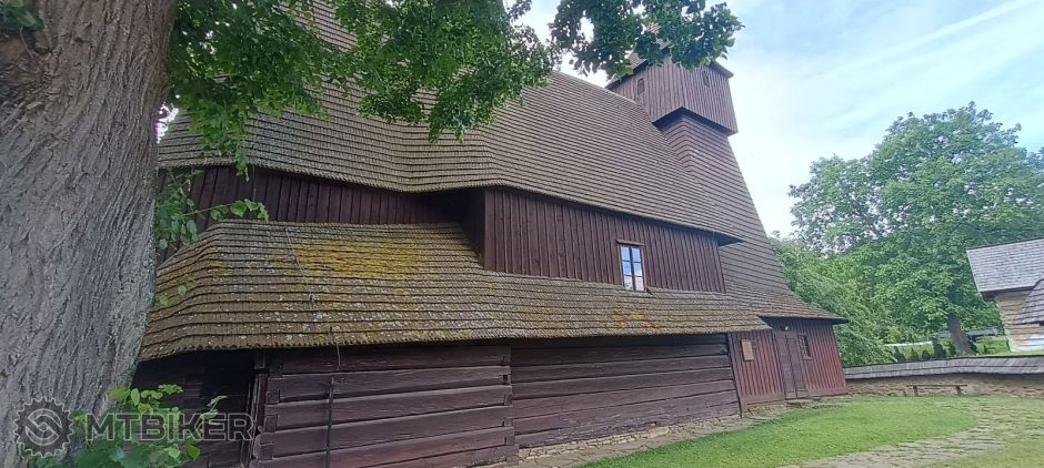 kostolik hervartov 500r..jpg