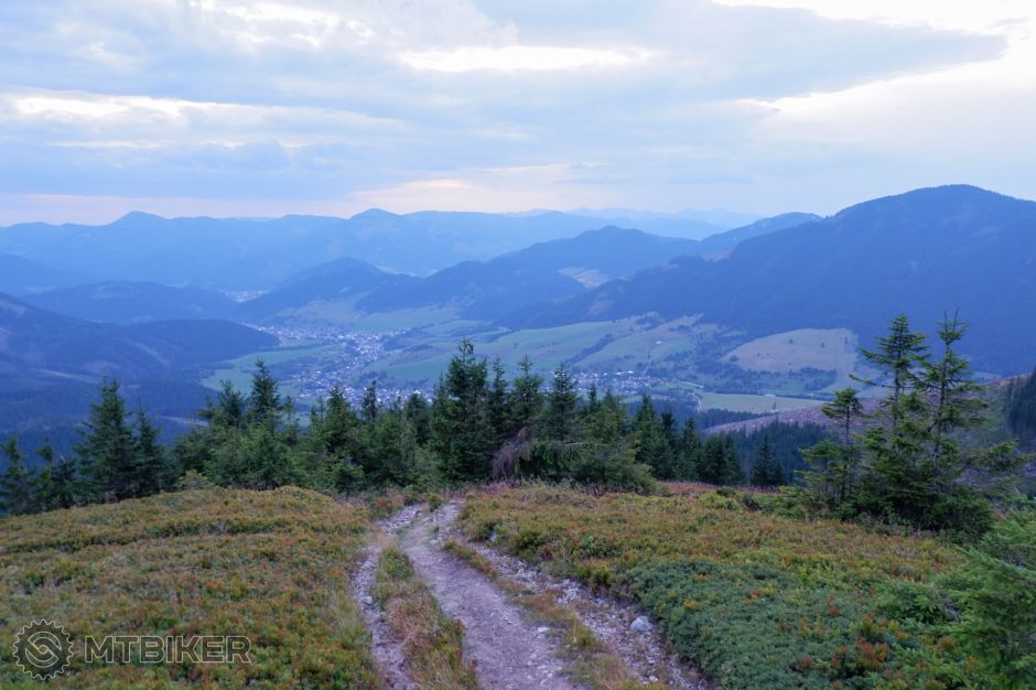 20190805_20-09-37_1-40 sec at f - 3,5_ISO 500_24 mm_NTAG9263.jpg