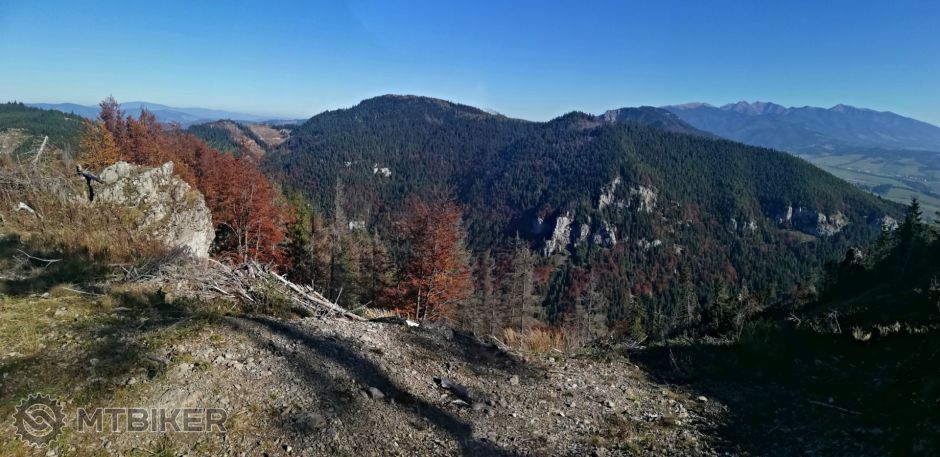 Lomne a roháče.jpg