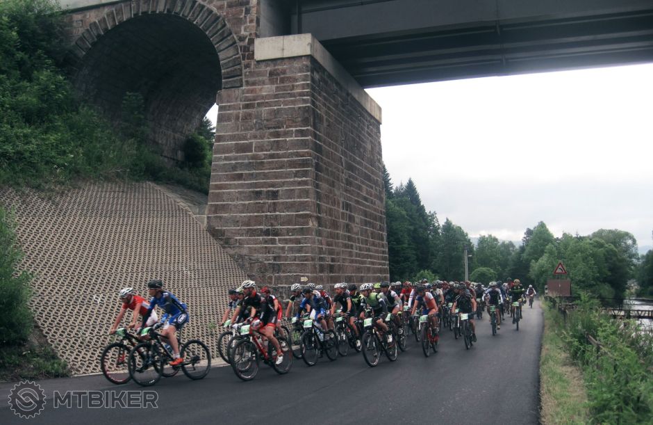 E 0620 MTBTrophy E002.jpg