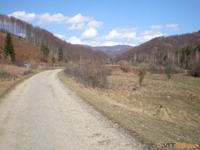 24.mraky sa zberaju treba pridat.jpg