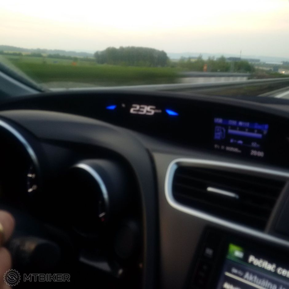 2015-04-28 20.00.41-2.jpg