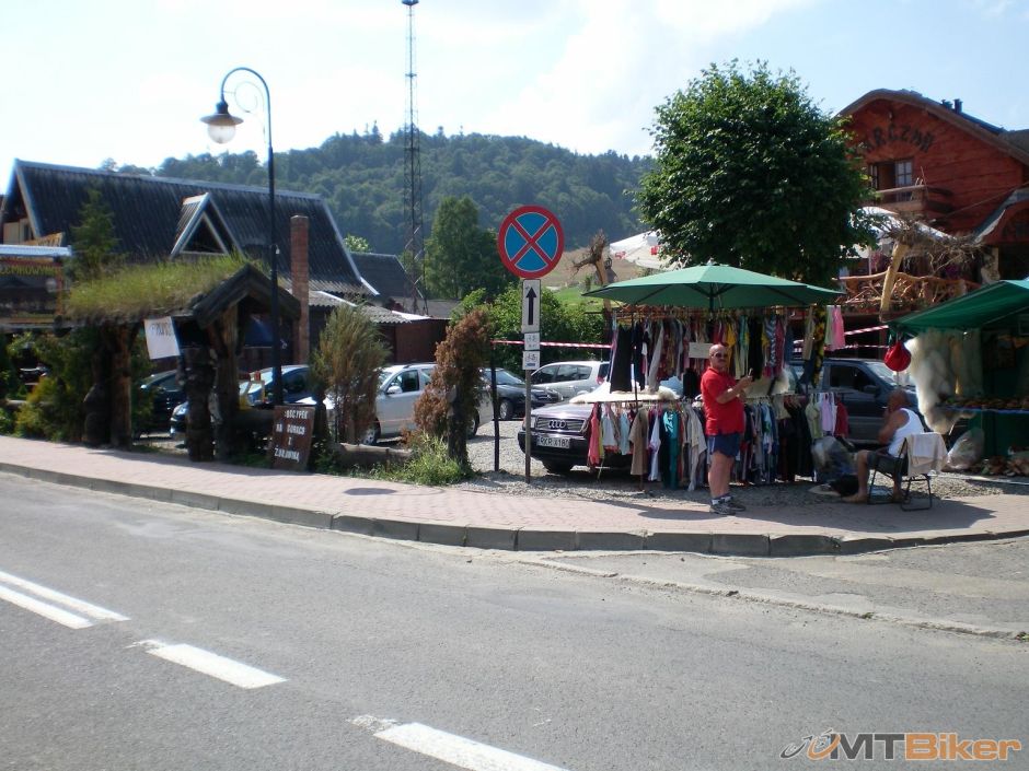 cisna daco sa mu nepacilo ze fotim.JPG