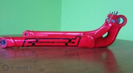 Focus_zadna stavba.jpg