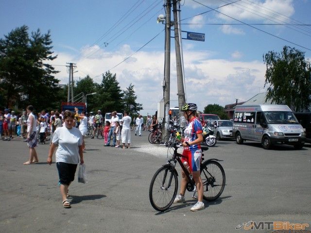 dalsia bikerka CZ.jpg