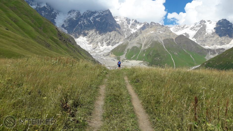 060 Ladovec na dohlad.jpg