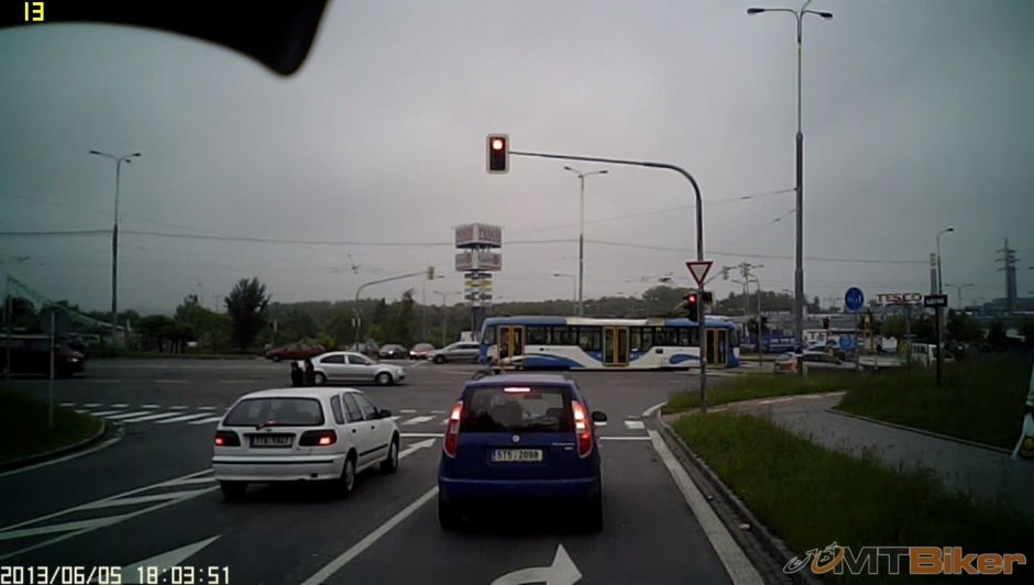 vlc 2013-06-06 14-37-33-85.jpg