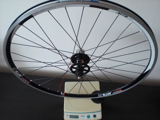 American Classic MTB 26 V Crest zadny.JPG