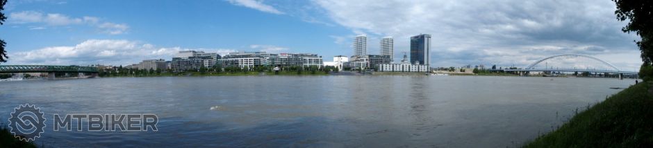 Panorama Eurovea I.jpg